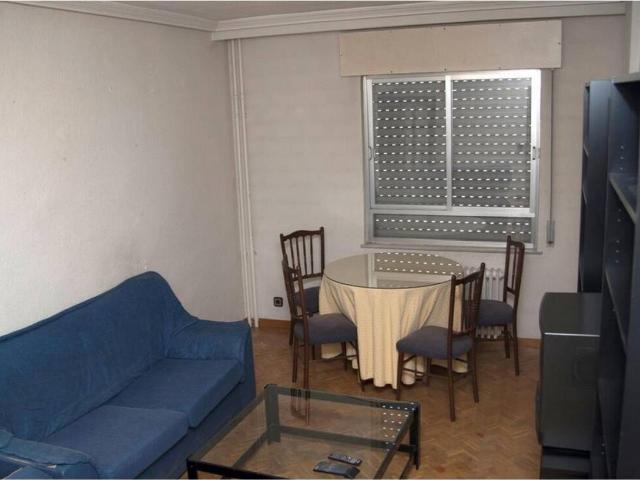 Piso en alquiler en Vidal Barrio Blanco 37006
