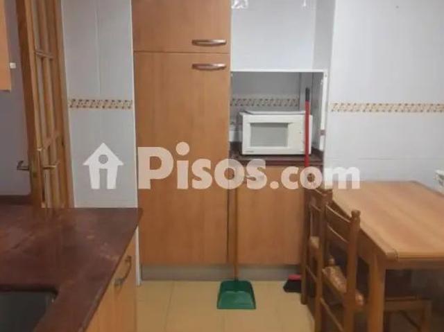 Piso en alquiler en Villa de Prado