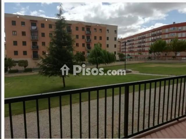 Piso en alquiler en Vistahermosa Lasalle Tejares