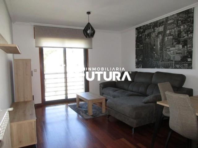 Piso en alquiler en zona Acea de Olga Fingoi Lugo