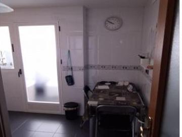 ? Piso en alquiler en zona Genil – Tranquilidad y buena ubicación