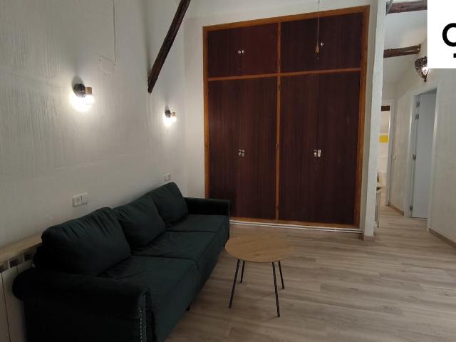 PISO EN ALQUILER ESTUDIANTES REFORMADO. CENTRO