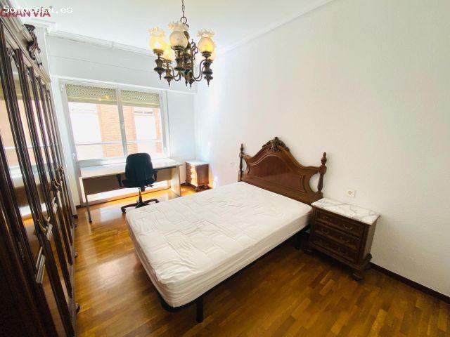 Piso en alquiler junto al Ayuntamiento