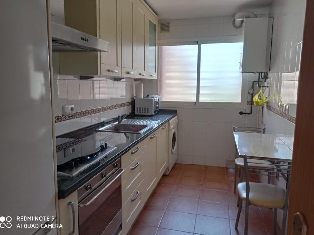 PISO EN ALQUILER JUNTO AL COLEGIO EL CARMELO