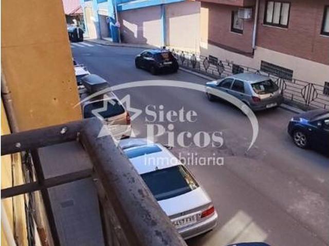 Piso en alquiler SIN MUEBLES