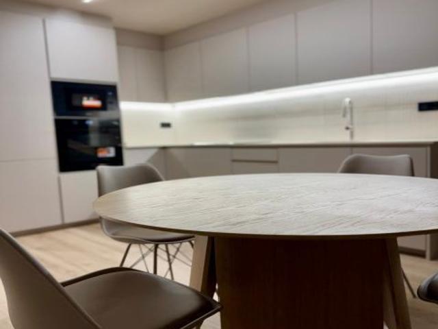 PISO EN ALQUILER TEMPORAL EN SANTA COLOMA DE GRAMANET EDIFICIO DE OBRA NUEVA