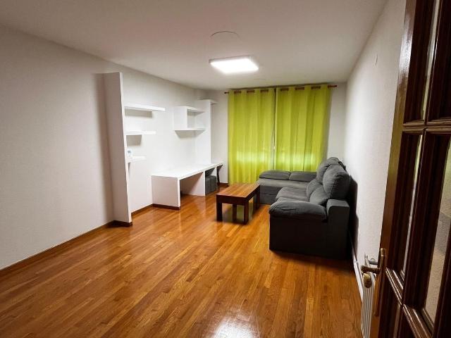 PISO EN ALQUILER ZONA FUENTESNUEVAS 500€