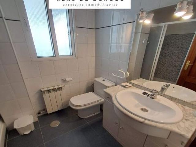 Piso en alquiler zona semi centro
