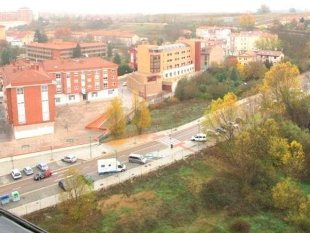 Piso en alquiler zona Sur, cuatro dormitorios y tres baños con garaje y trastero