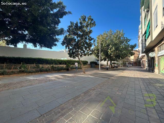 Piso en altura en zona centrica de Santa Cruz con garaje directo