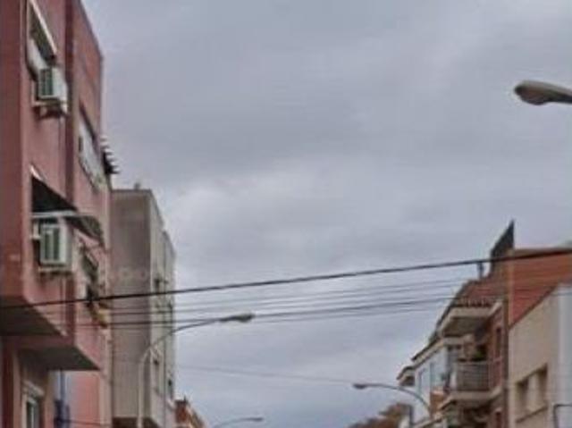 PISO EN BADALONA