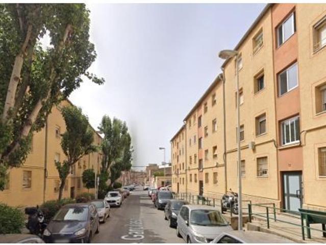 PISO EN BADALONA