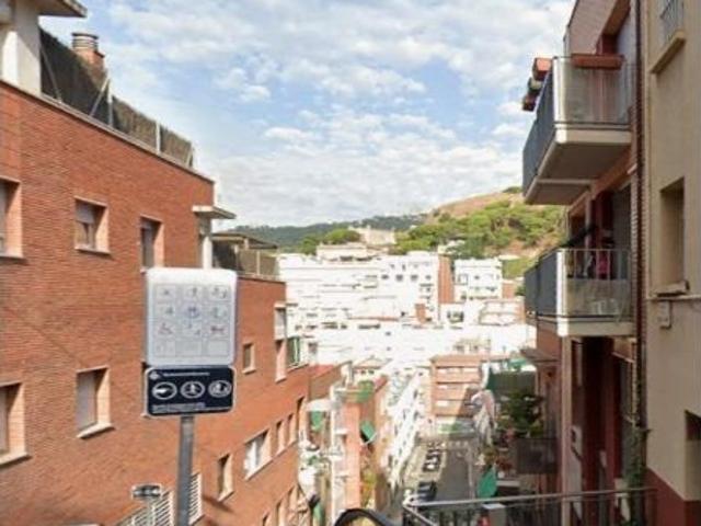 PISO EN BARCELONA
