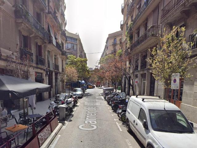 PISO EN BARCELONA