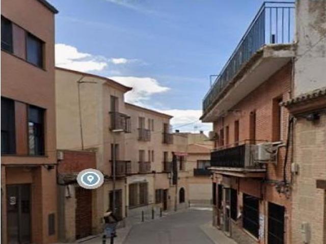 PISO EN BARGAS