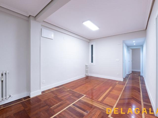 PISO EN BILBAO DOS HABITACIONES