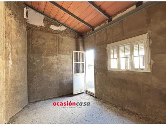 PISO EN BRUTO A LA VENTA EN EL CENTRO DE PUEBLONUEVO
