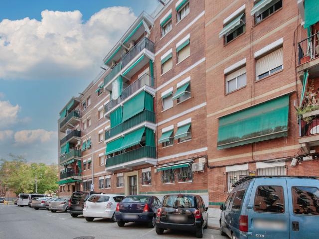 Piso en C/ Archidona, Sabadell Barcelona
