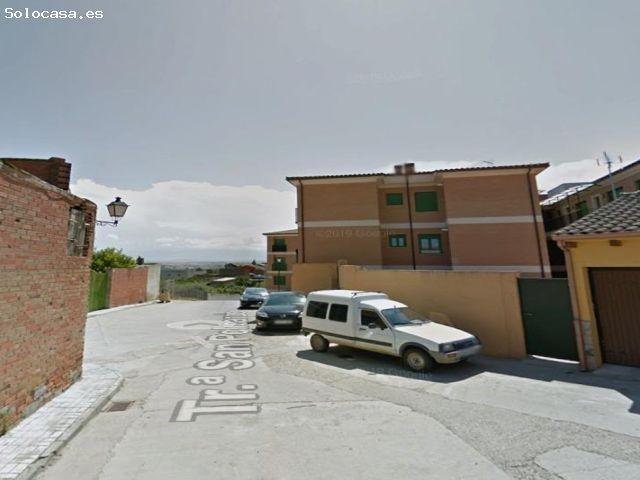 PISO EN CALERA Y CHOZA