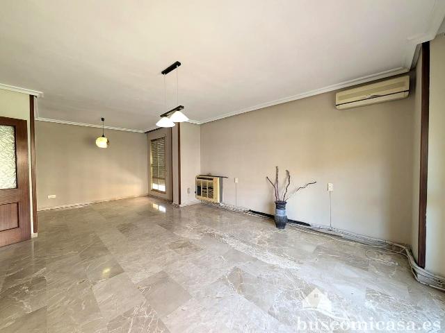 Piso en calle Cid Campeador