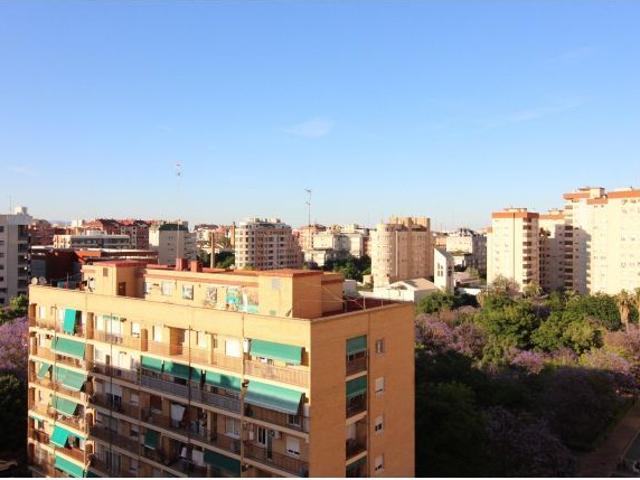 PISO EN CAMPANAR REFORMADO, CON VISTAS Y GARAJE INCLUIDO