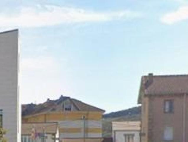 PISO EN CAMPOO DE ENMEDIO