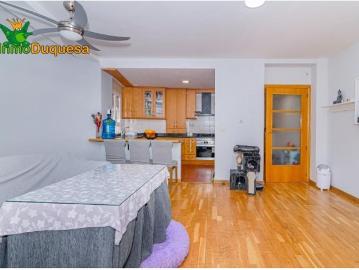 Piso en Caparacena con 3 Dorm. y 2 baños