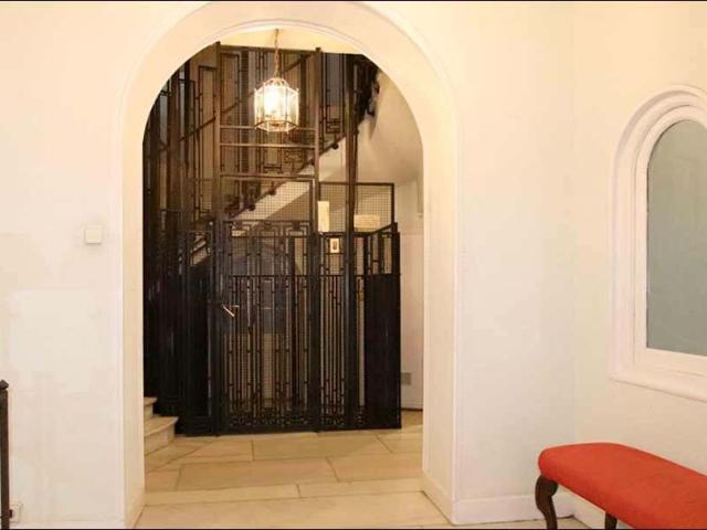 PISO EN CHAMBERÍ