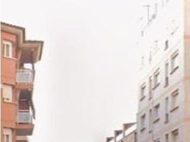 PISO EN CONSTANTI