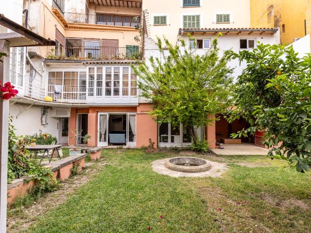 PISO EN EL CASCO ANTIGUO 492m² Palma de Mallorca