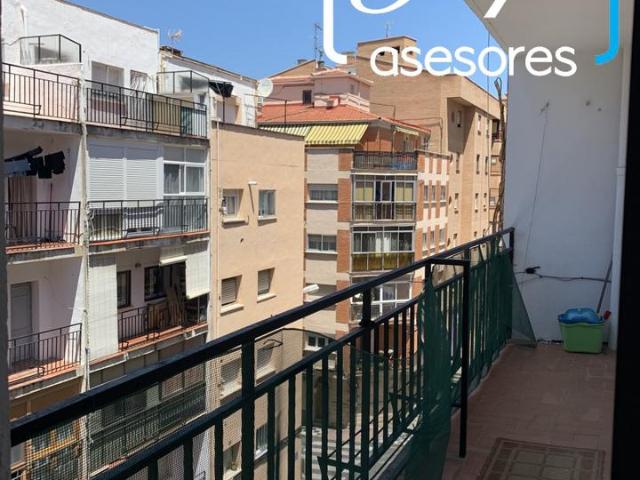 PISO EN EL CENTRO CON ASCENSOR