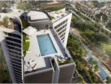 Piso en el centro con vistas despejadas con plaza de aparcamiento y trastero con piscina comunitaria