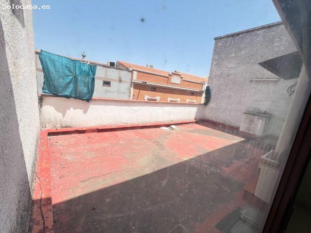 PISO EN EL CENTRO DE LA LOCALIDAD, DOS PISOS JUNTOS, EN MUY BUEN ESTADO EN LA CALLE MAYOR DEL PUEBLO