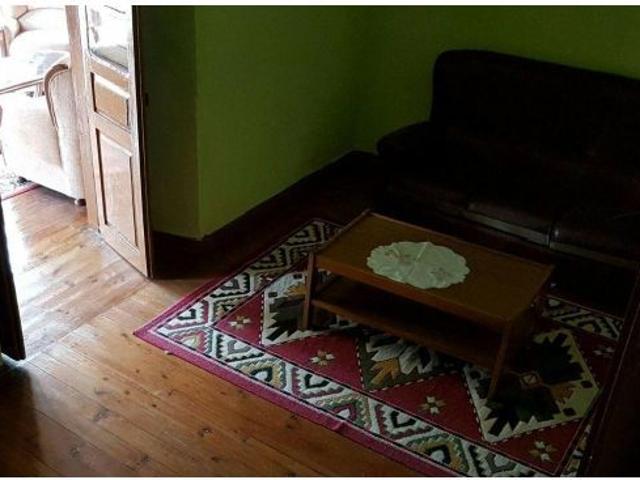 PISO EN EL CENTRO DE POLA DE ALLANDE