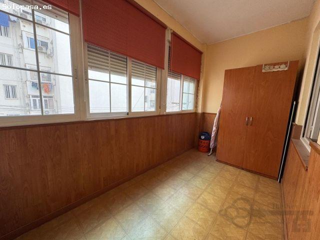 PISO EN EL ENSANCHE