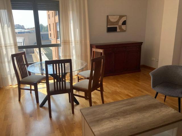 PISO EN ERAS DE RENUEVA CON 3 HABITACIONES Y 2 BAÑOS