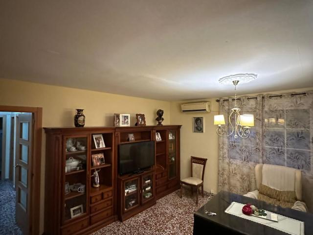 PISO EN HUELMA JAEN