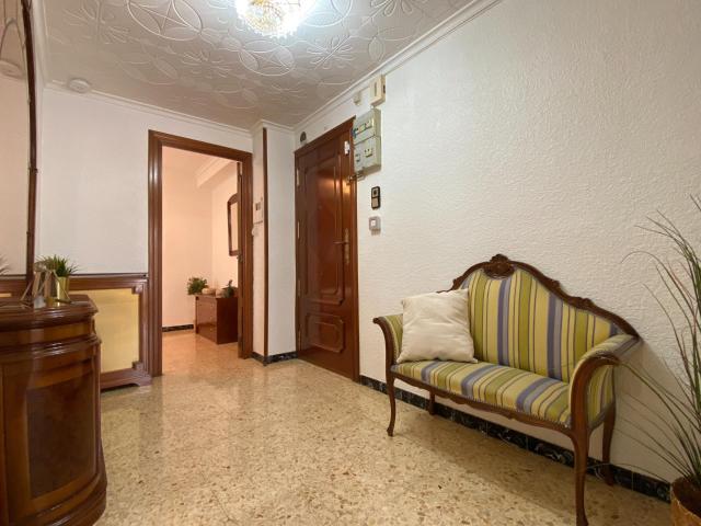 PISO EN LA AVENIDA LA JOTA