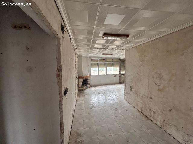 Piso en la Campaneta para reformar