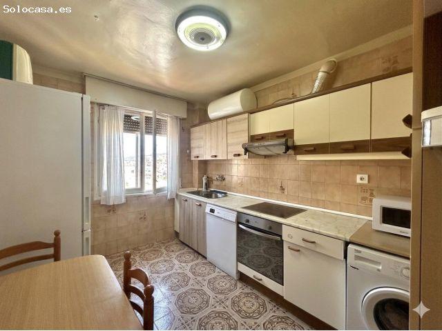¡Piso en la Cantrea de 3 habitaciones y ascensor!