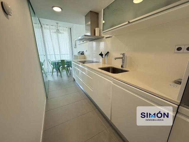 Piso en la Parada Nova, 3 habitaciones, 2 baños, parking y terraza con vistas a Montserrat y perfecto estado! Con o sin muebles