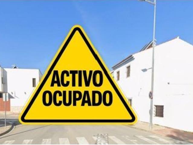 PISO EN LEBRIJA