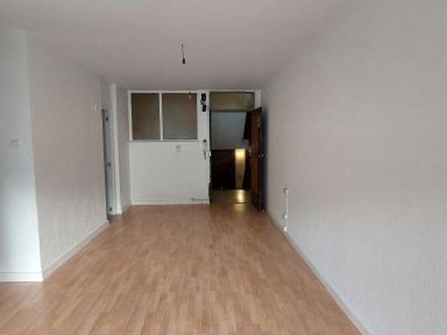 Piso en Los Corrales de 3 dormitorios