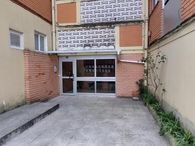 Piso de 3 dormitorios en Los Corrales de Buelna