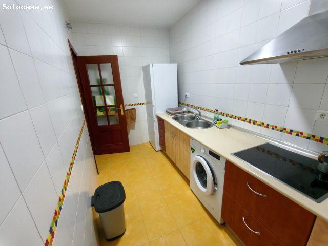 Piso en Planta Baja con Espacios Exteriores Privados!