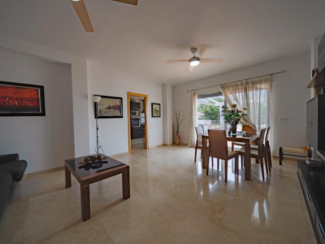 Piso con Gran Terraza y Vistas Espectaculares en Monte Pego