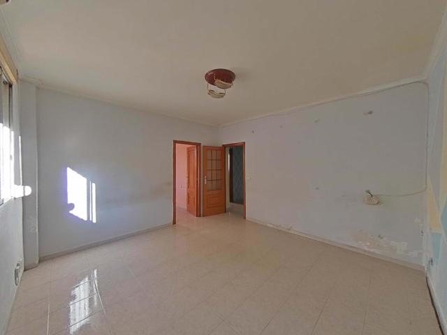 Piso en planta baja en venta en Almoines Valencia – Gran potencial de reforma