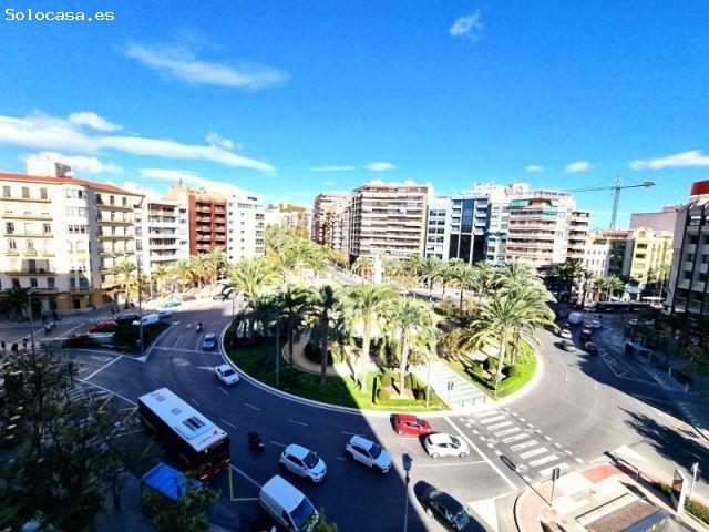 Piso en PLAZA DE LOS LUCEROS esquina con PASEO DE FEDERICO SOTO