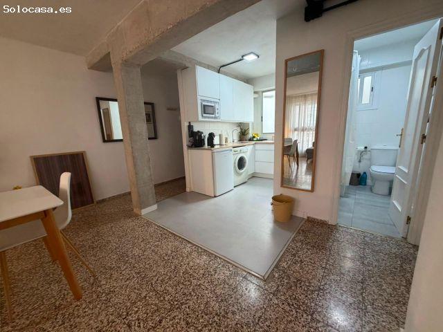 PISO EN PLENA AVENIDA DE CADIZ CON LICENCIA TURISTICA
