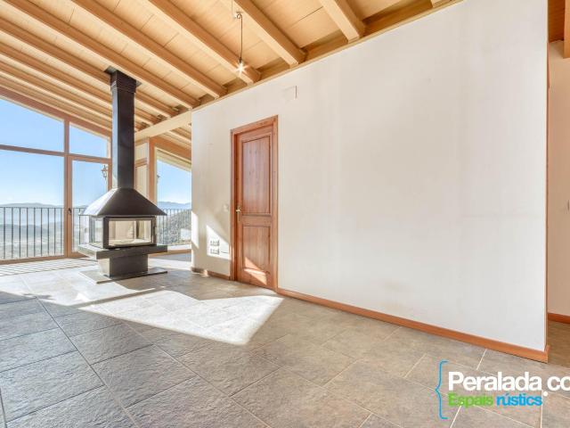 Piso en pleno centro de Girona con 3 habitaciones dobles en